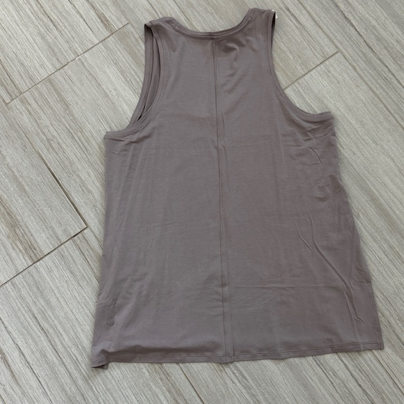 Lululemon SilkyAppeal Side-Slit Tank in Mauve Grey large stretchy soft tank top - Picture 12 of 12